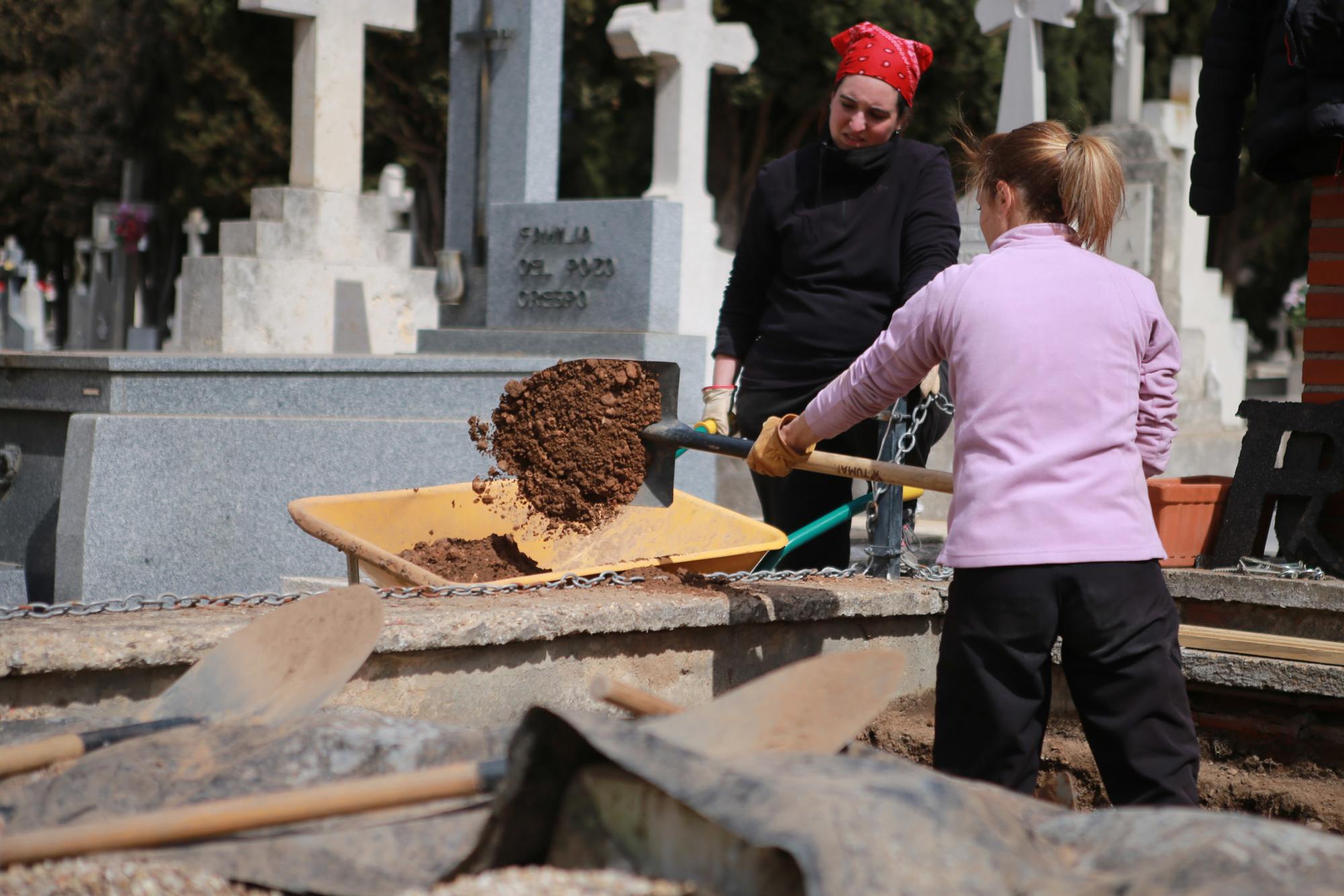 Exhumacion Cementerio de El Carmen Valladolid - 6